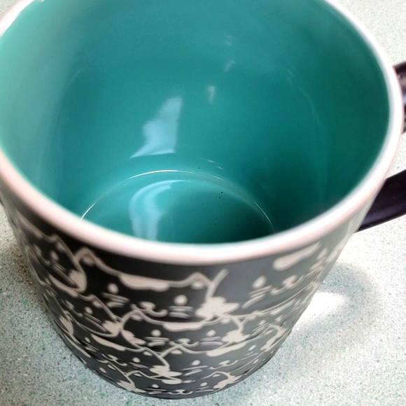 Embossed Cat Mug - Picture 3 of 3